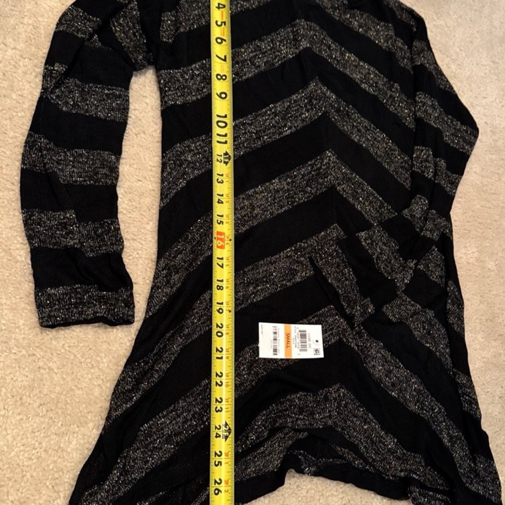 INC International Concepts Black and Gold Tunic Sweater S